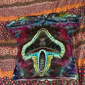 Colorful Tie-Dye Men’s L Shirt
